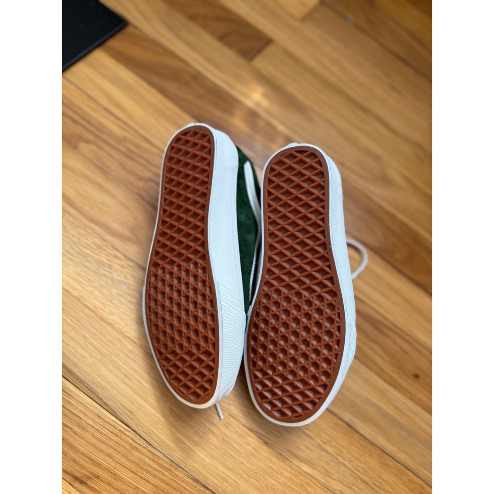 NWT Vans Women's Old Skool HEIQ Eco Dry / Size 6 / Green Suede - Picture 5 of 5